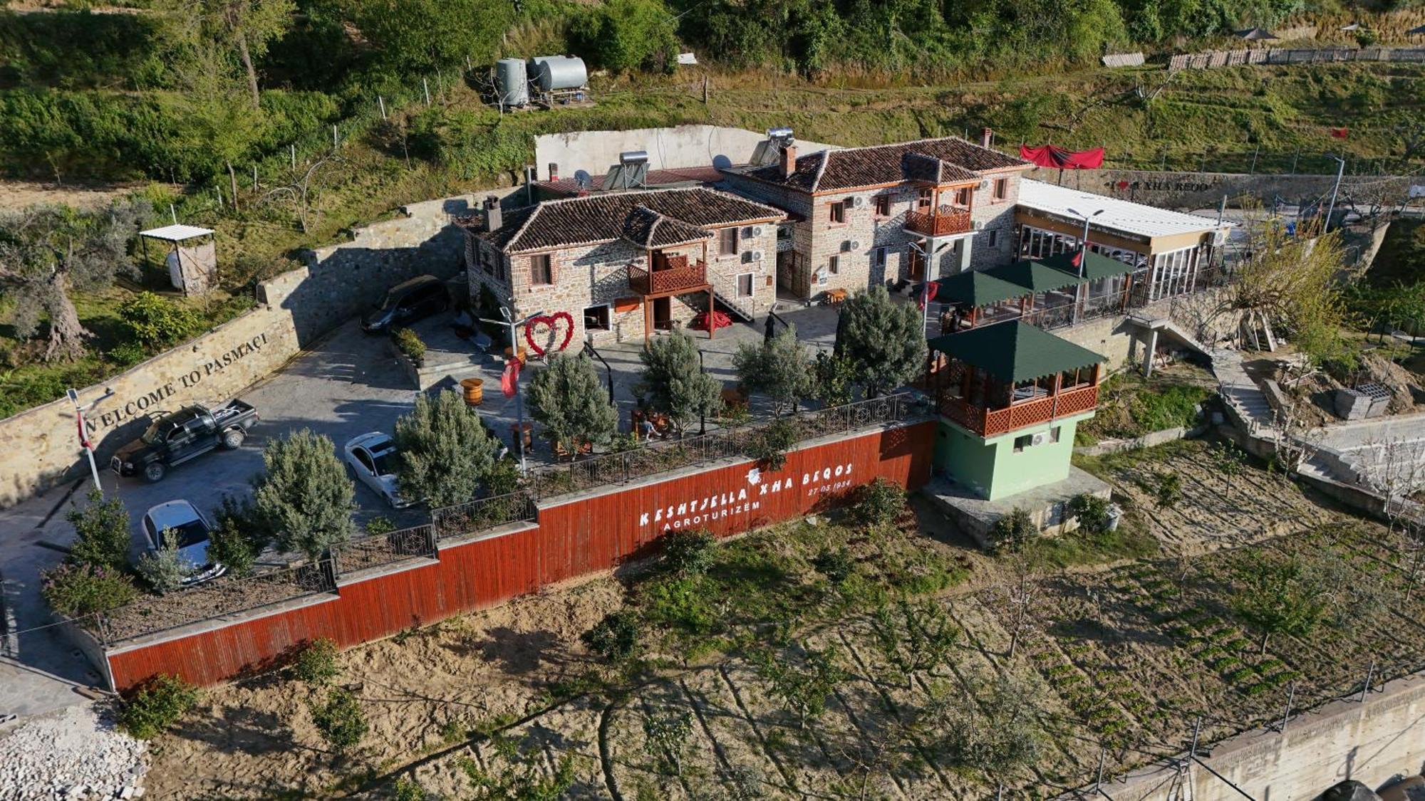 Keshtjella Xhabeqos Hotell Ljaknasi Exteriör bild